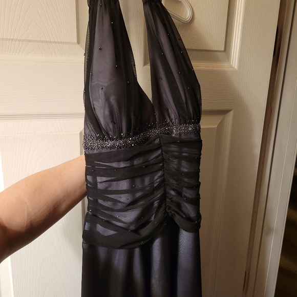 Laura Women's Size 14 Halter Mesh Lavender Sequin Below Knee Occasion Dress - Picture 2 of 5